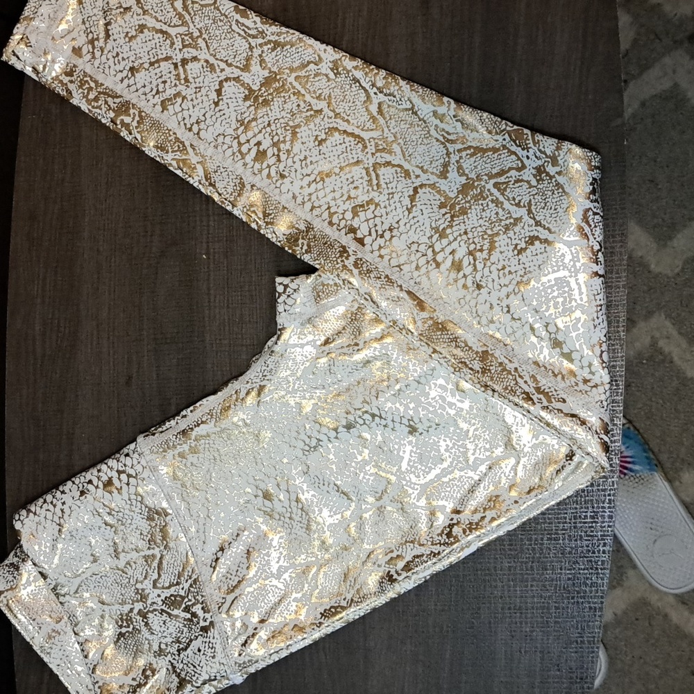 MONO B. Snake Shimmer Foil Print Highwaist Legging